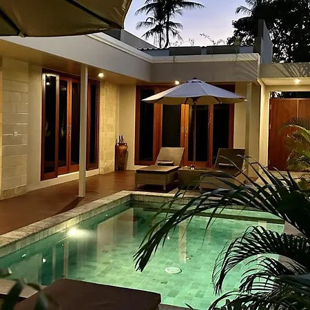 Pandan Villas Selong Belanak Exterior photo